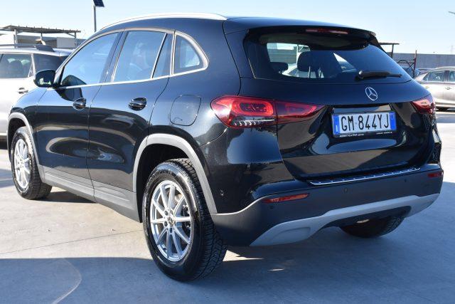 MERCEDES-BENZ GLA 200 d Automatic Business Extra
