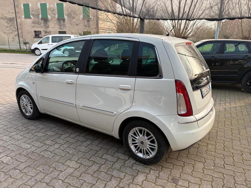 Lancia Musa 1.4 8v Gold esp ecochic Gpl OK NEOPATENTATO