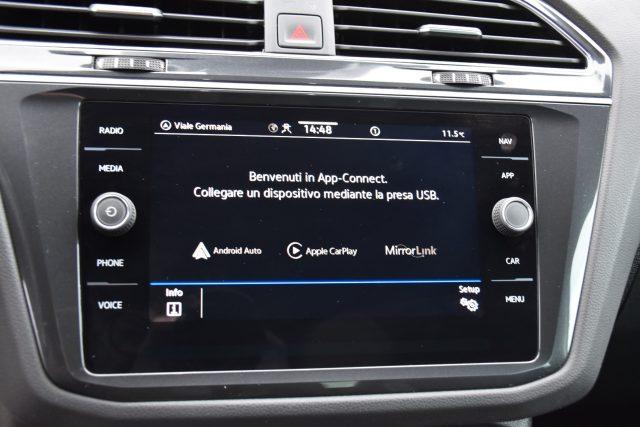 VOLKSWAGEN Tiguan 2.0 TDI 150 CV SCR DSG R-Line *Led, Luci ambiente*