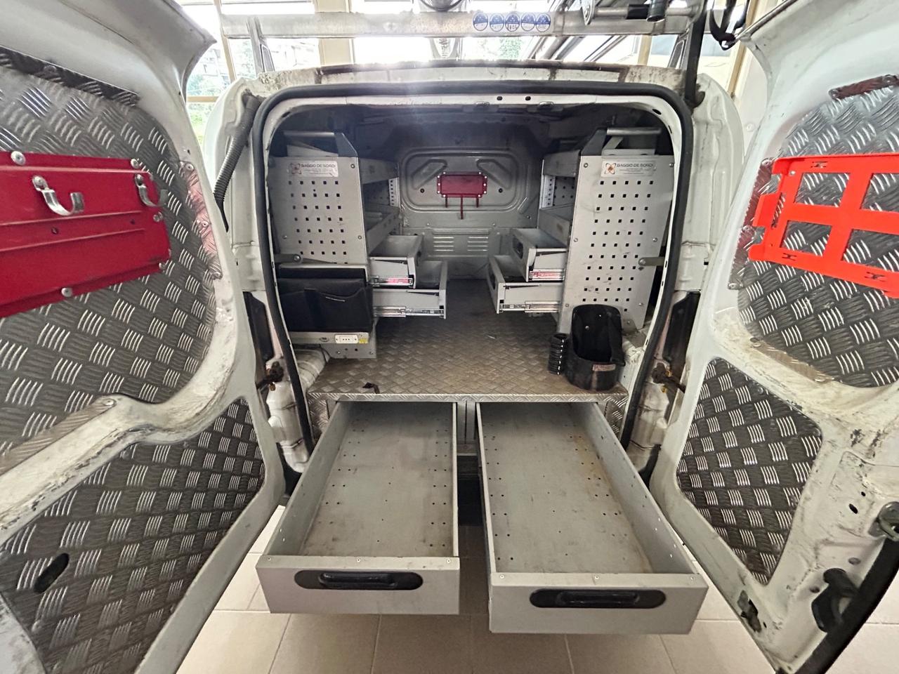 Fiat Fiorino 1.3 MJT 95CV Cargo Adventure