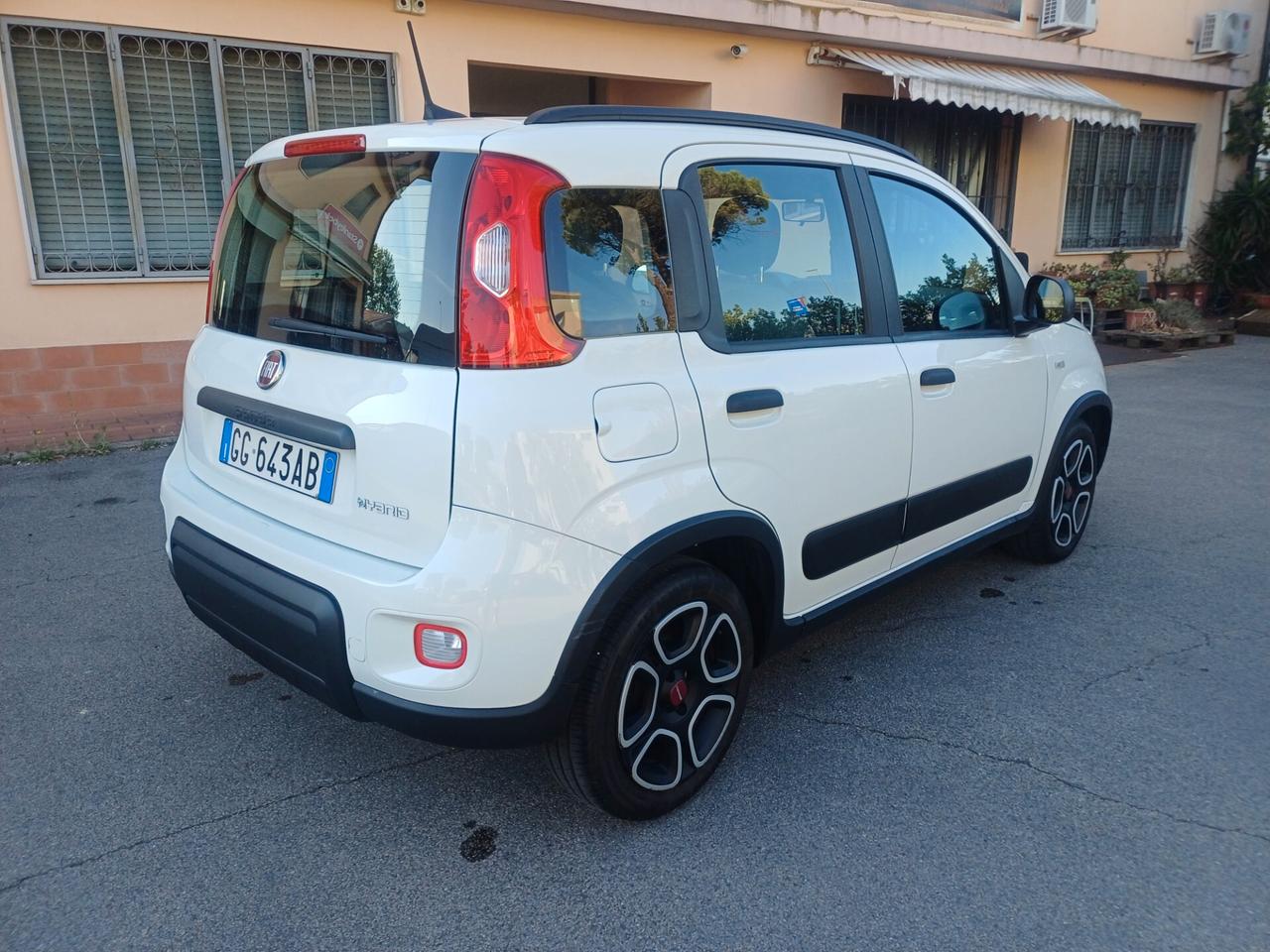Fiat Panda 1.0 FireFly S&S Hybrid Sport