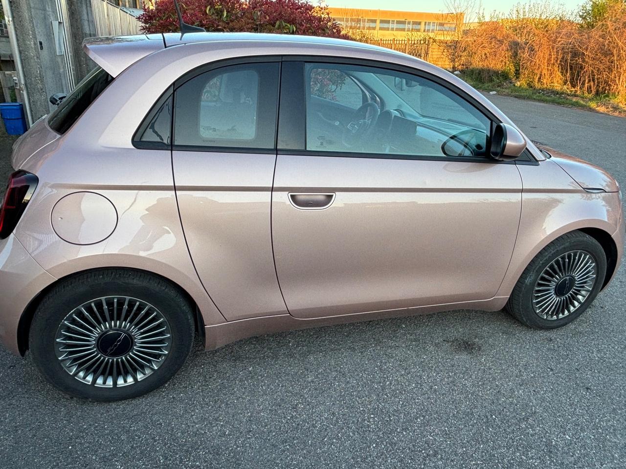 Fiat 500 500e 3+1 42 kWh Icon km 260 a piena carica
