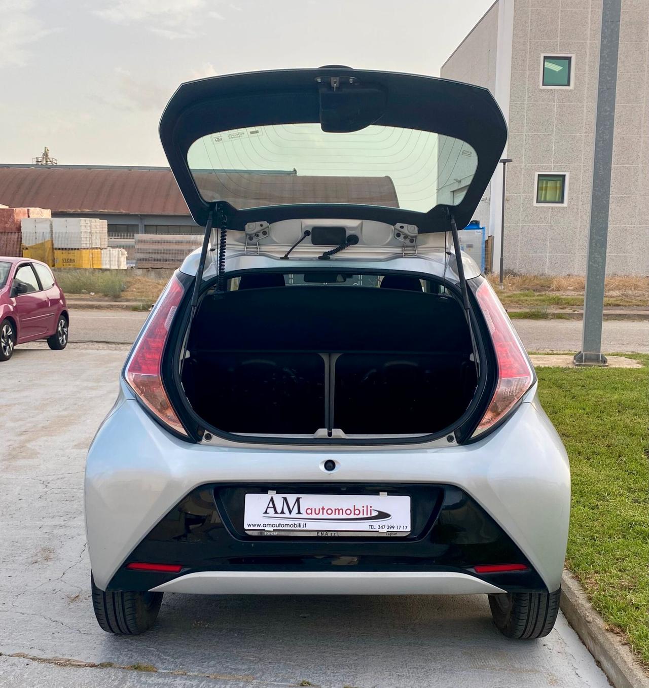 Toyota Aygo 1.0 VVT-i 69 cv. 5 porte X-Cite