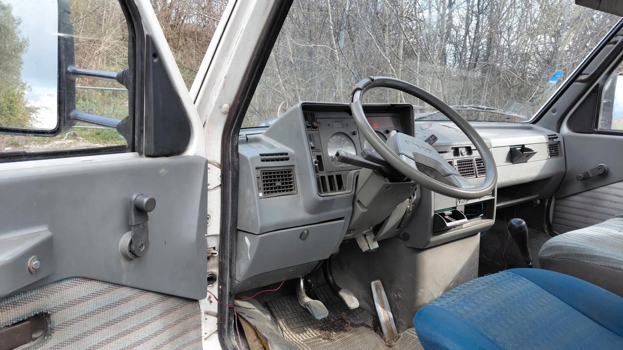 Iveco Daily 35.12 2.8 turbo diesel