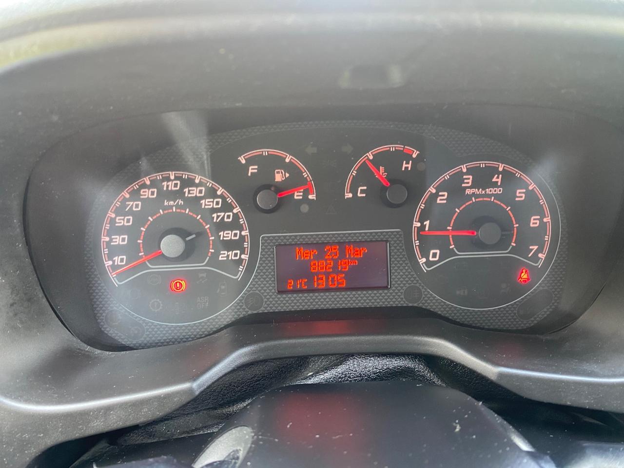 Fiat Qubo 1.3 MJT 95 CV Trekking