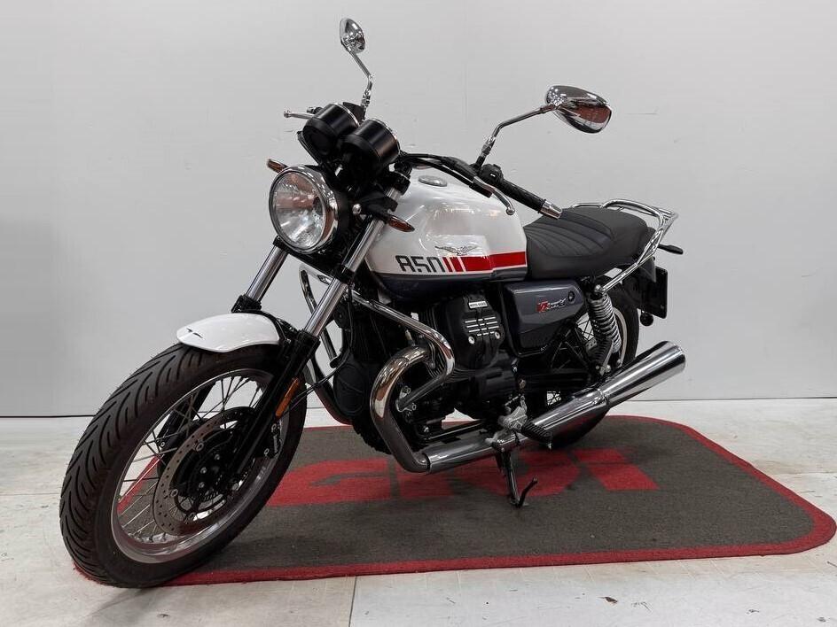 Moto Guzzi V7 SPECIAL DA 84 € AL MESE – SENZA ANTICIPO