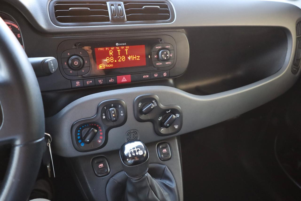 FIAT PANDA 1.0 FireFly S&S HYBRID CITY CROSS