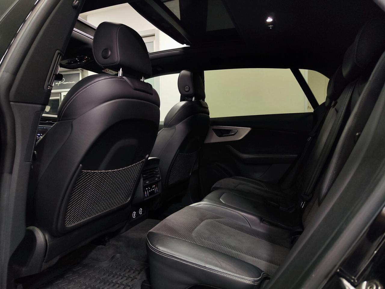 Audi Q8 50 TDI 286 CV quattro tiptronic S Line Tetto Matrix Night