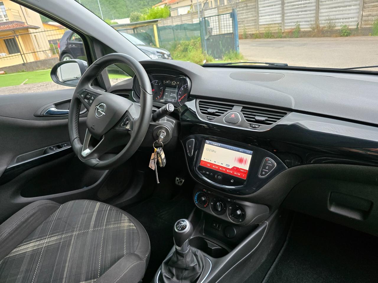Opel Corsa 1.4BZ/GPL 90CV GPL DI SERIE 140000KM-2015