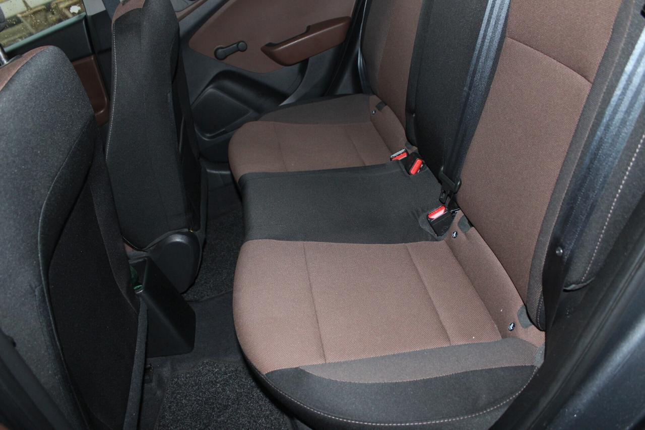 Hyundai i20 1.2 5 porte Econext Blackline