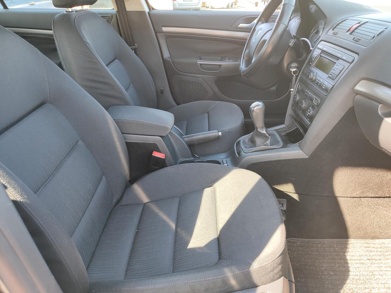Skoda Octavia 1.6 16V FSI Ambiente