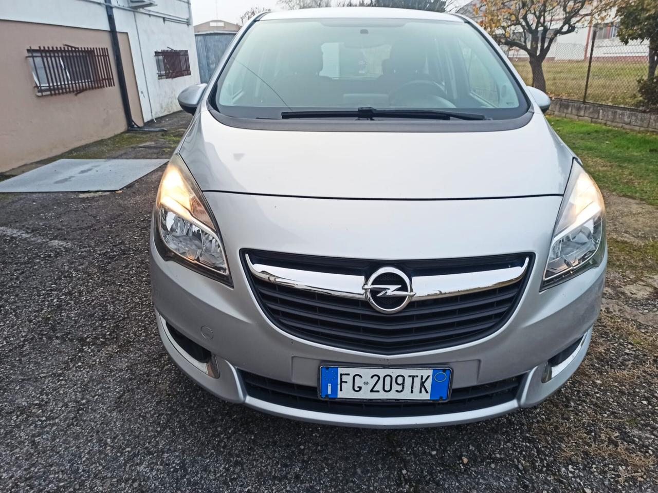 FINANZIABILE a GPL opel MERIVA neopatentati PERMUTE