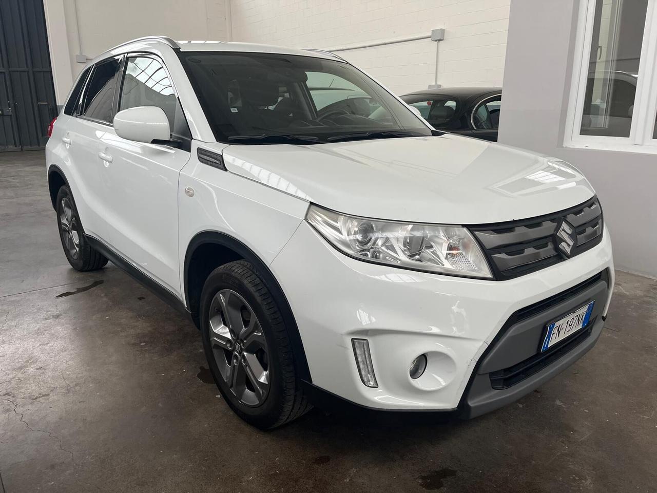 Suzuki Vitara 1.6 VVT A/T V-Top