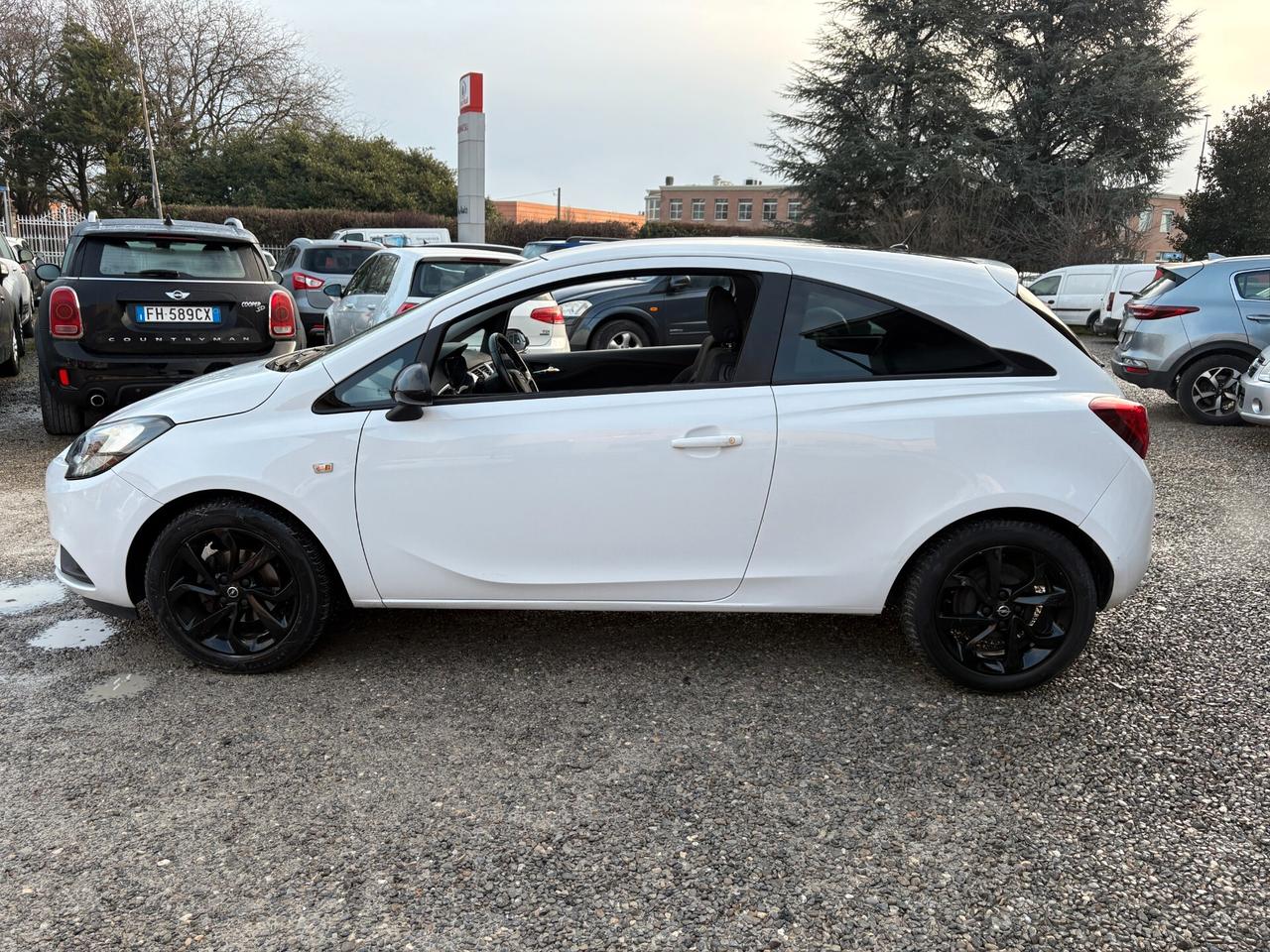 Opel Corsa 1.4 GPL -90CV-B-Color