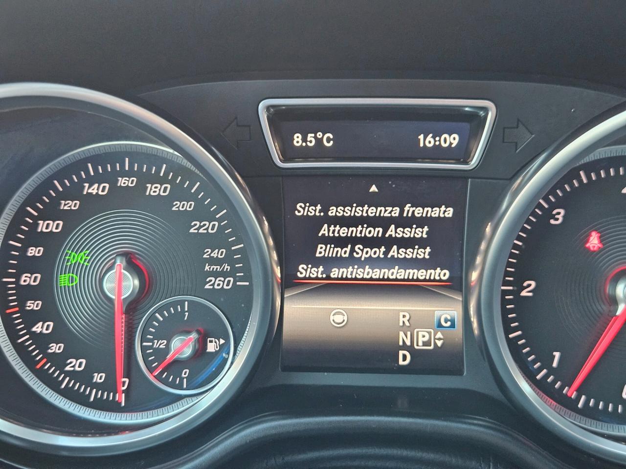 Mercedes-benz GLE 350 d 4Matic STRAFUL 135.MILA KM