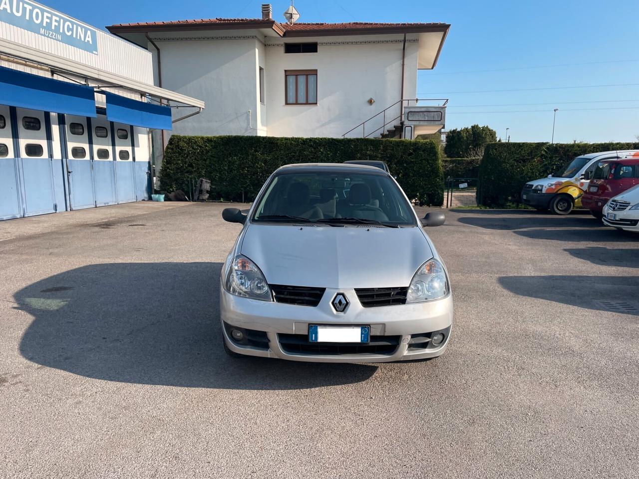 Renault Clio Storia 1.2 5 porte GPL