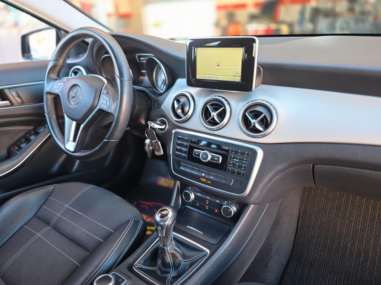 Mercedes-benz GLA 200 Sport