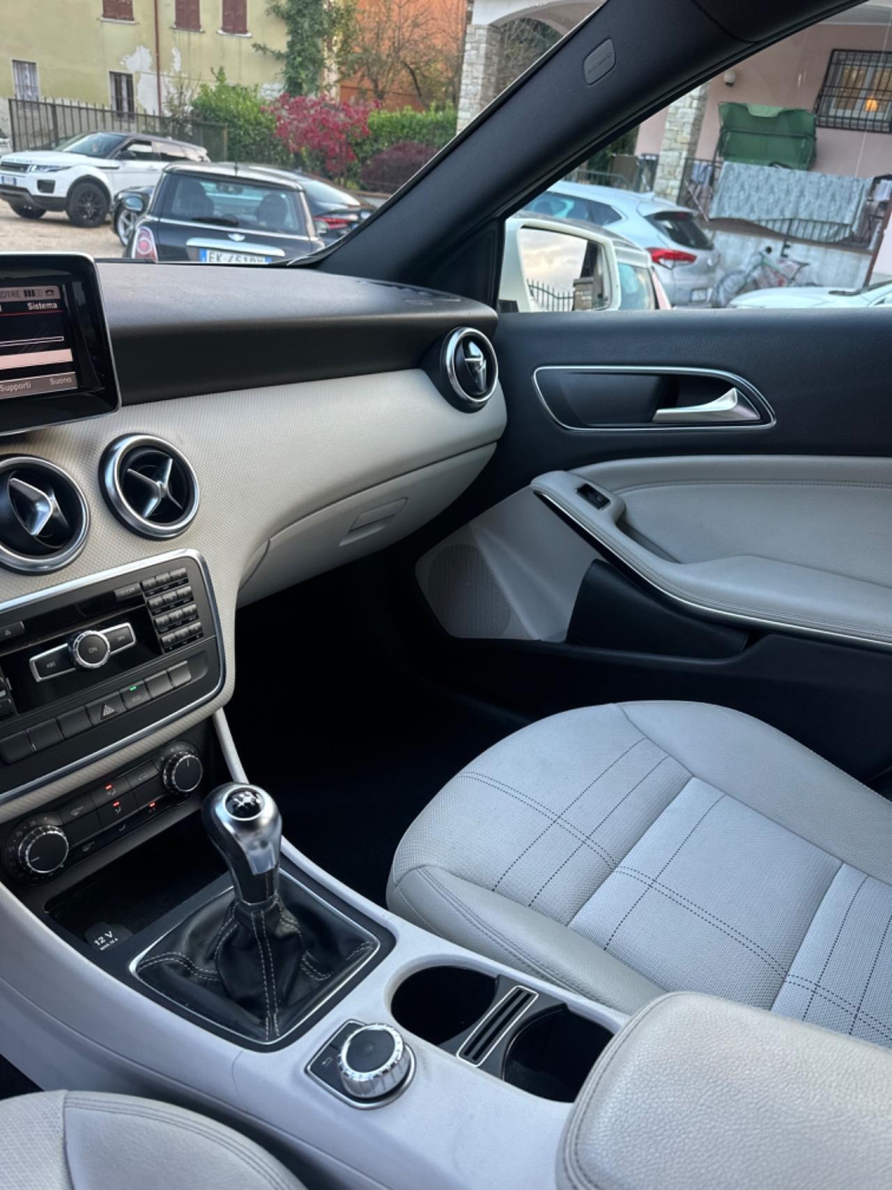 Mercedes-benz A 180 CDI BLUEEFFICIENCY SPORT KMCERT UNICOPR