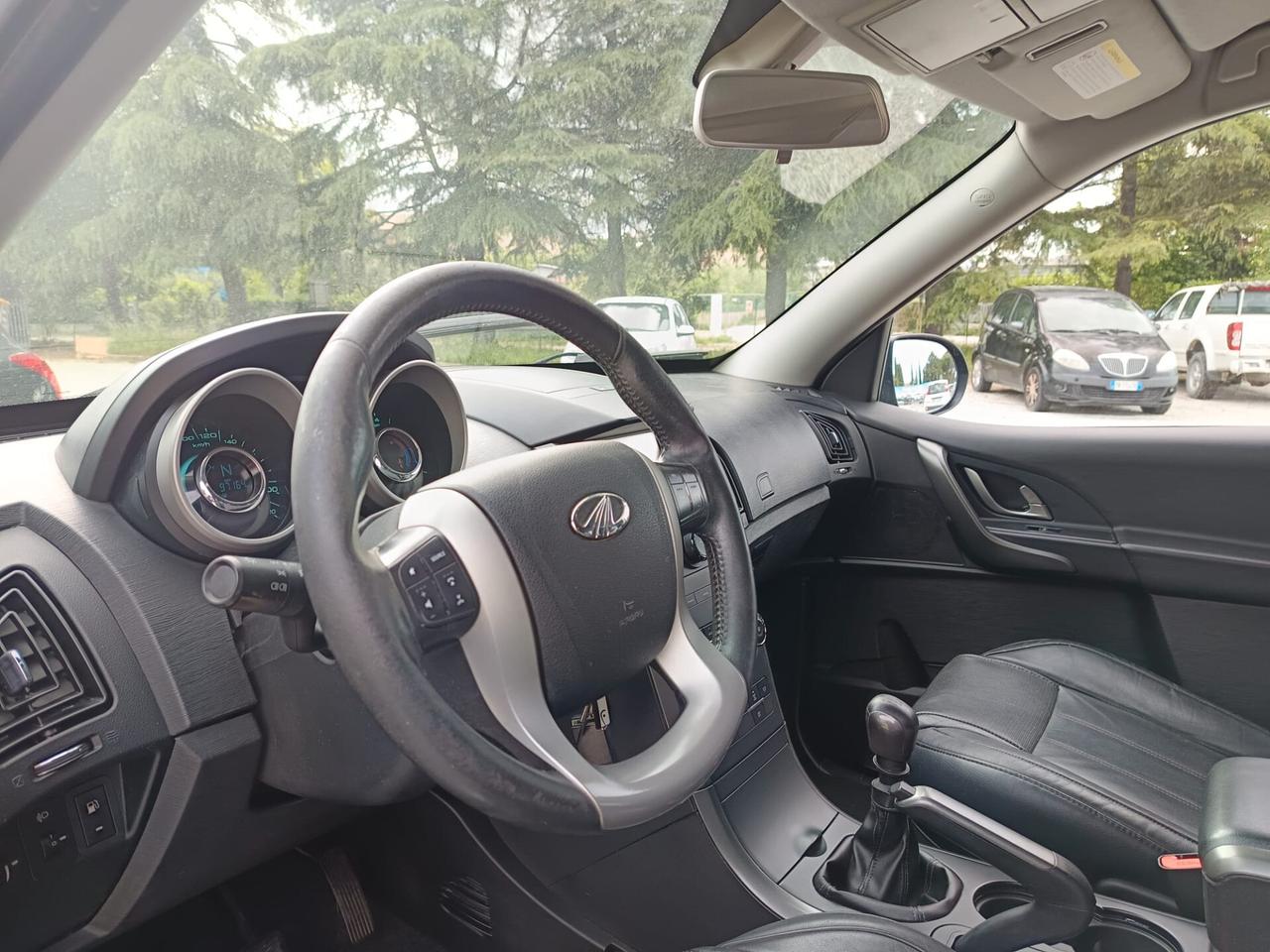 Mahindra XUV500 2.2 16V AWD W8 TUA DA 144€ AL MESE