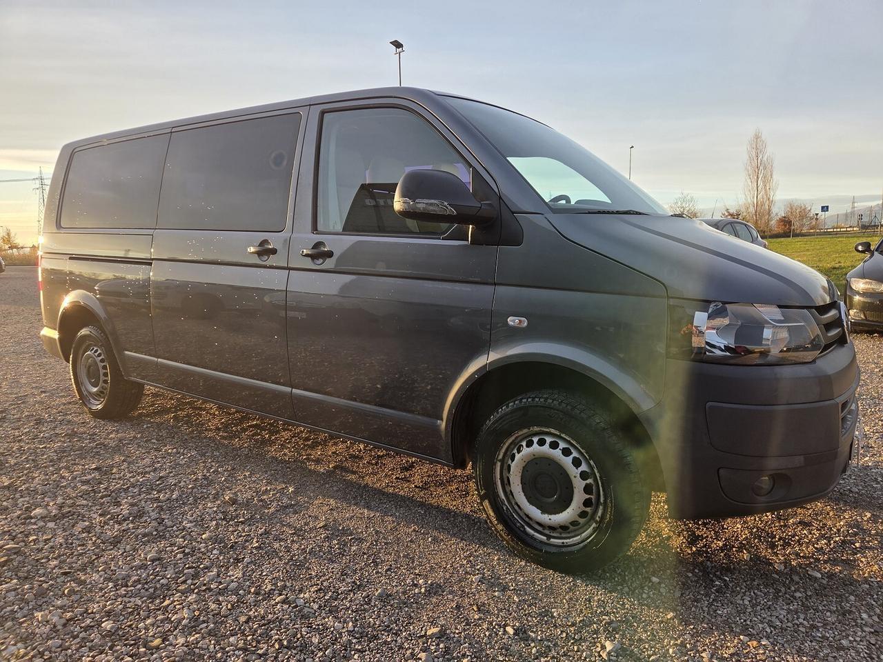 VOLKSWAGEN T5 PASSO LUNGO 9 POSTI 2.0TDI 102CV