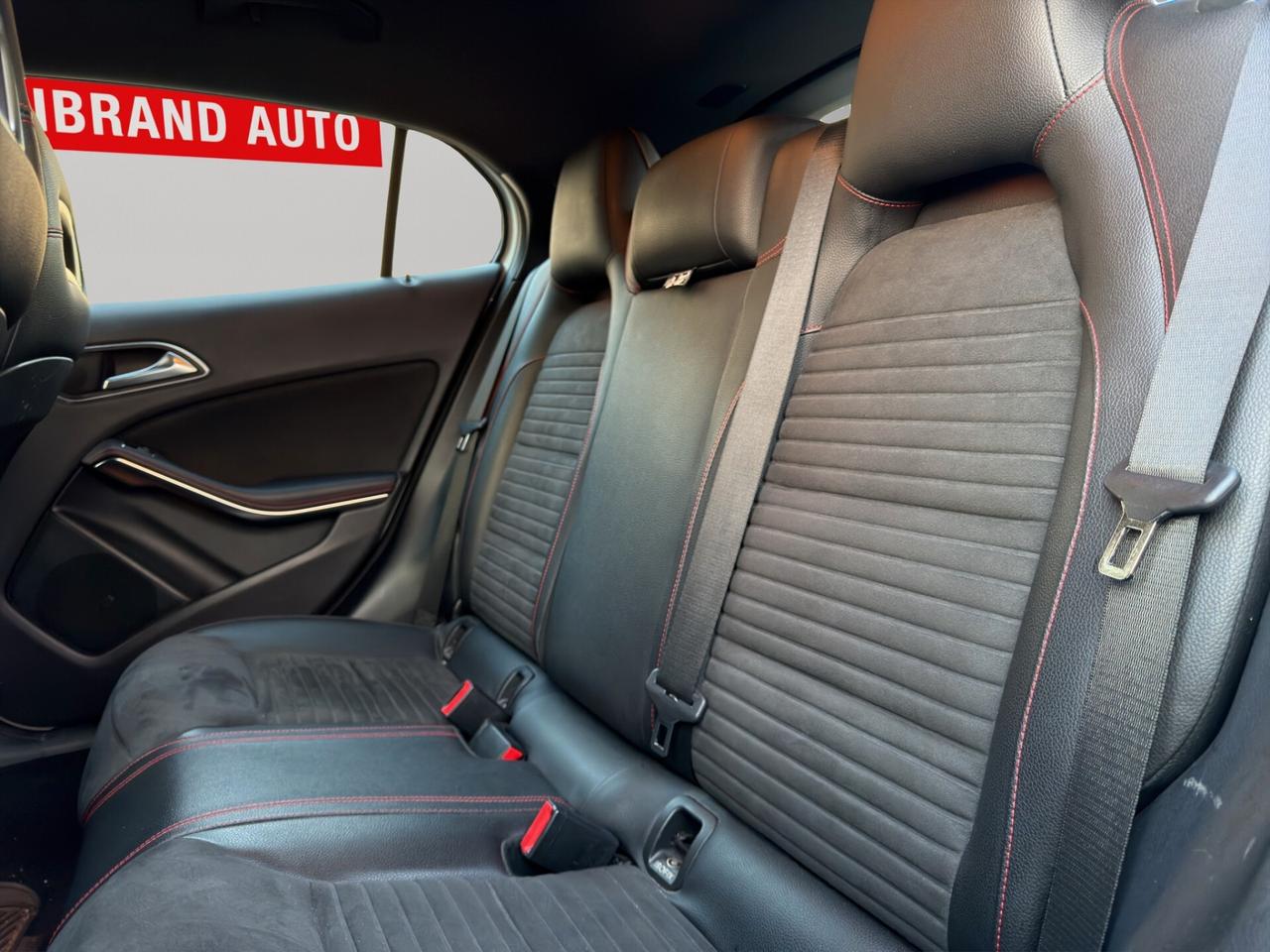 Mercedes-benz GLA 200 d Automatic Premium