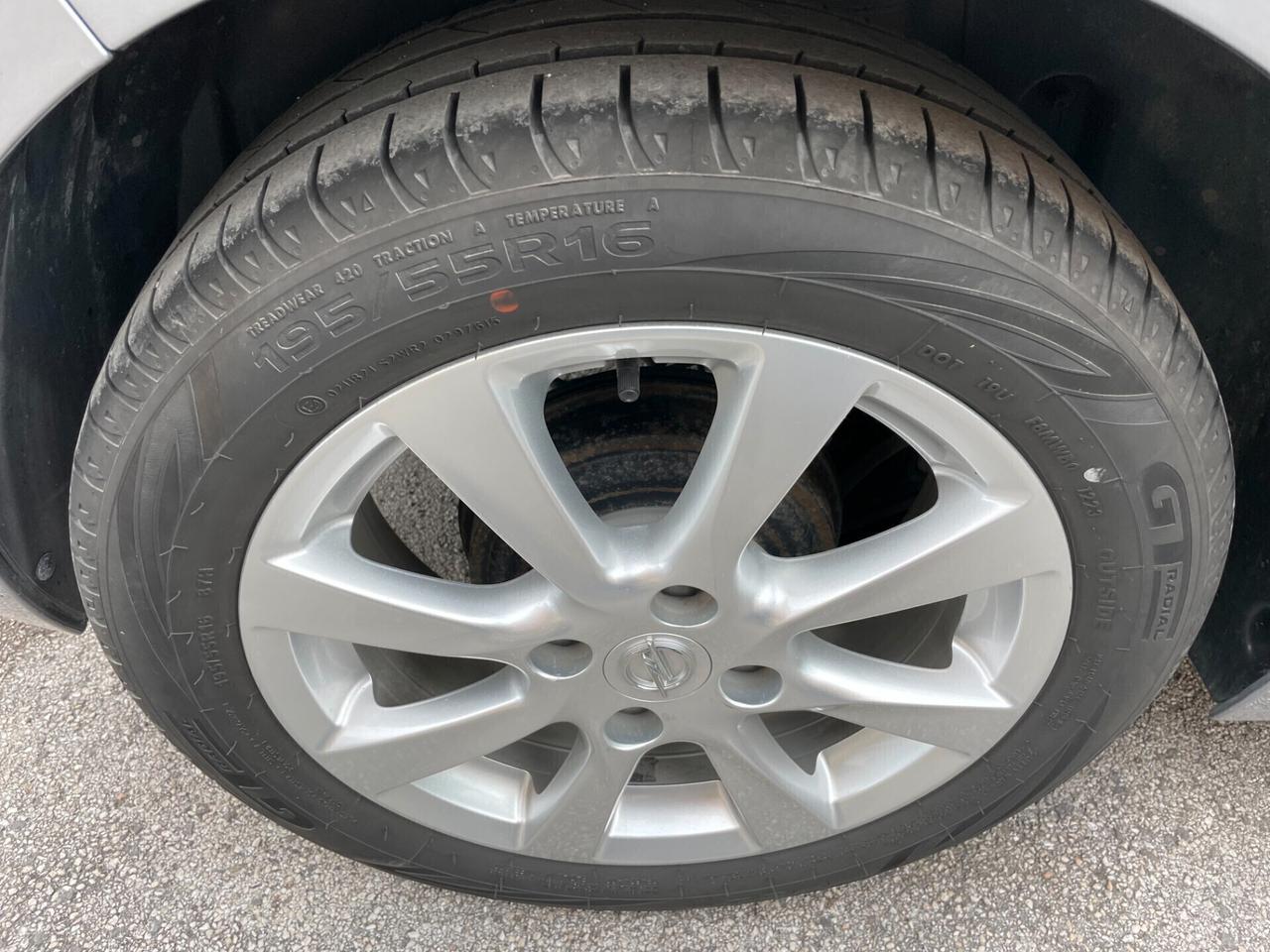 Opel Corsa 1.2 Edition