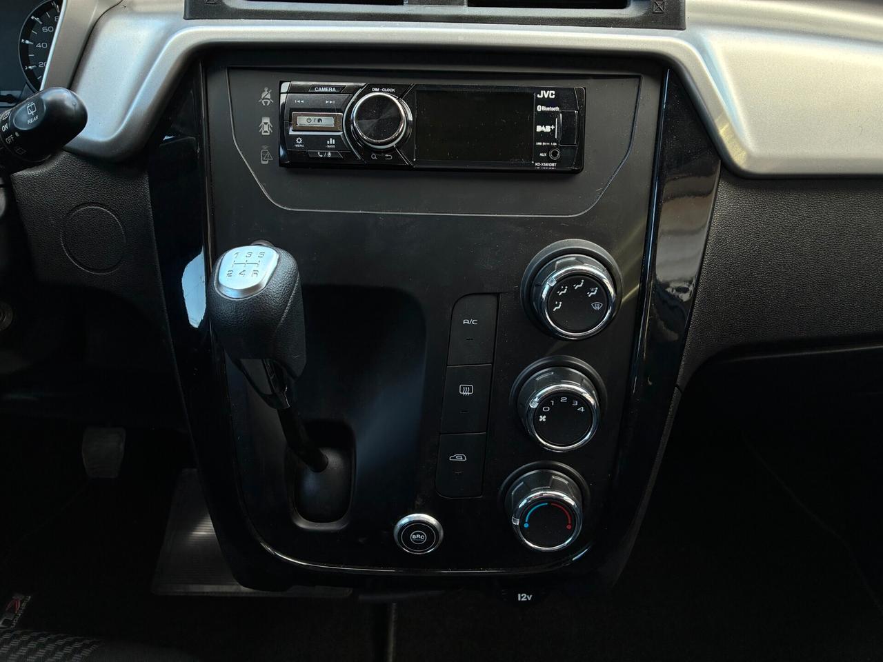 Mahindra KUV100 1.2 VVT M-Bifuel(GPL) K6+