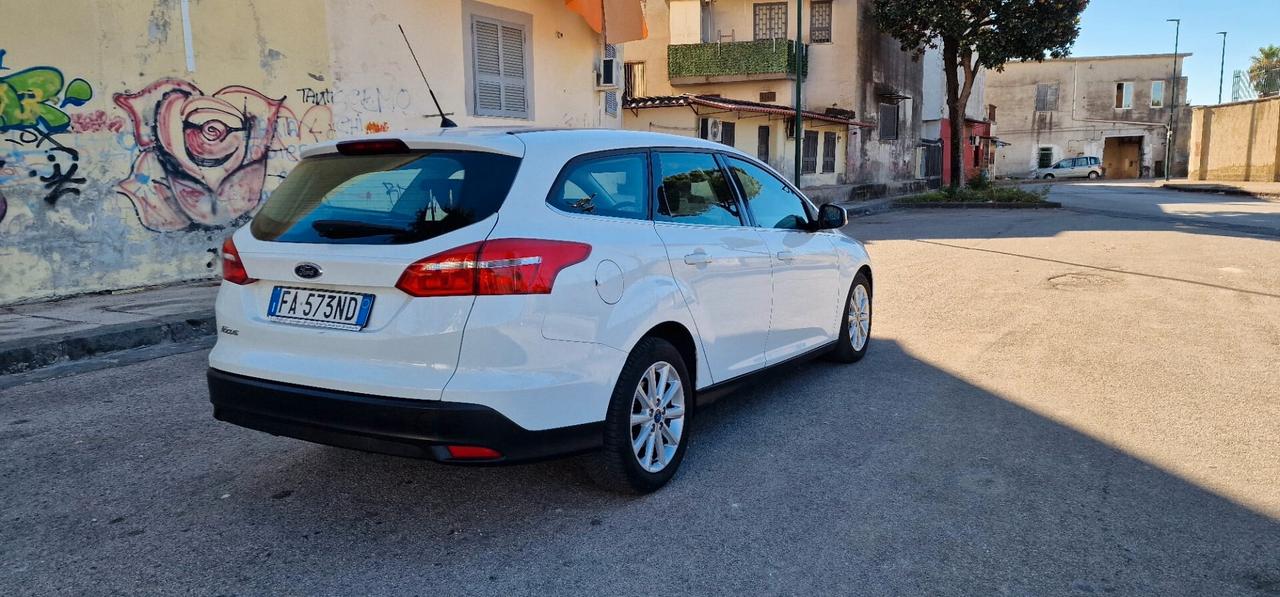 Ford Focus 1.5 TDCi 120 CV Start&Stop Powershift SW Titanium