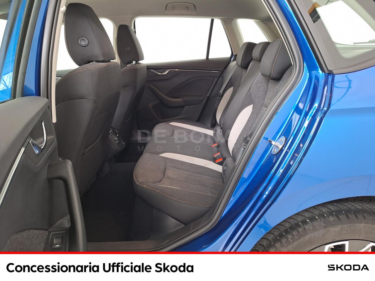 Skoda Kamiq 1.0 tsi black dots 110cv