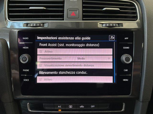 VOLKSWAGEN Golf 1.5 TGI 5p. Business - Carplay - Adaptive Cruise