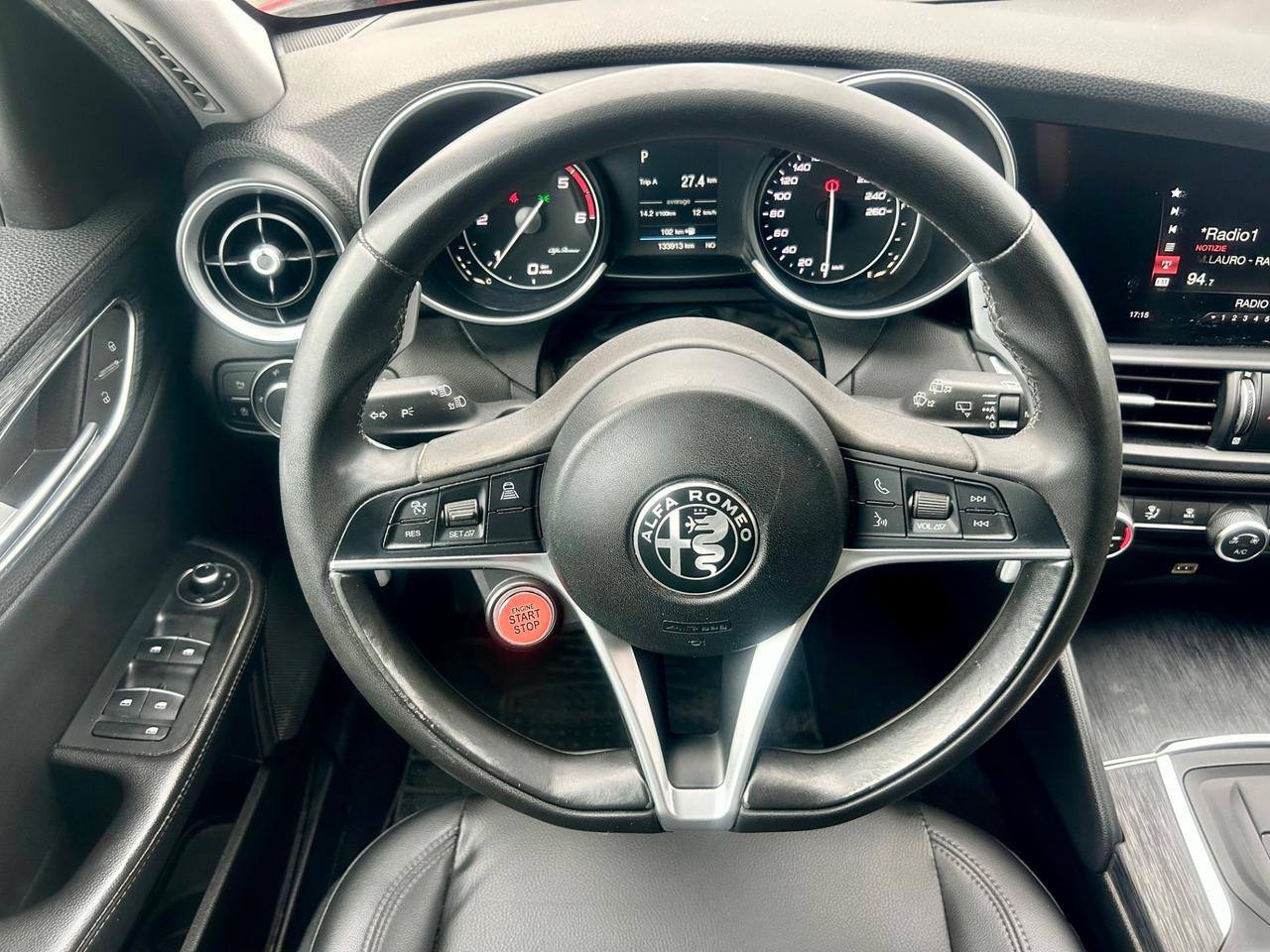 Alfa Romeo Giulia 2.2 Turbodiesel 160 CV AT8 Super q2