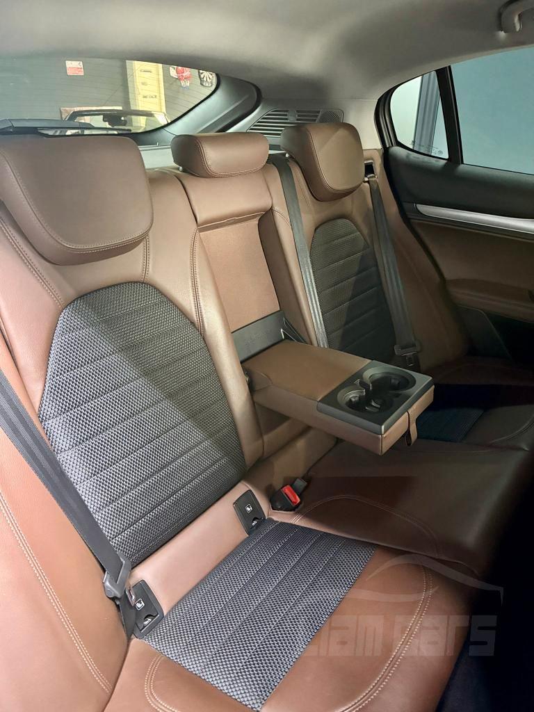 Alfa Romeo Stelvio 2.2 t Super Q4 210cv auto