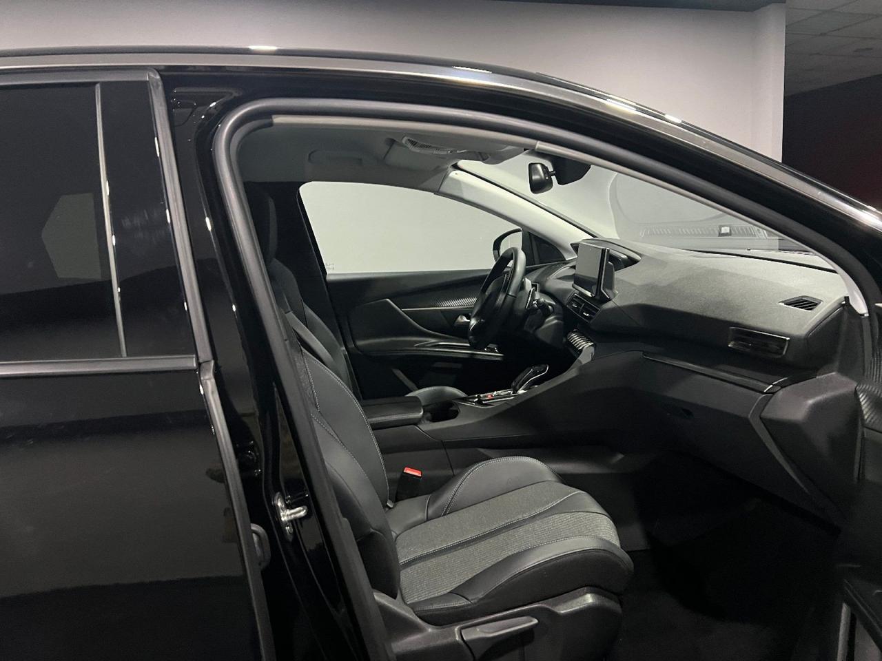 Peugeot 3008 BlueHDi 130 S&S EAT8 Allure Pack