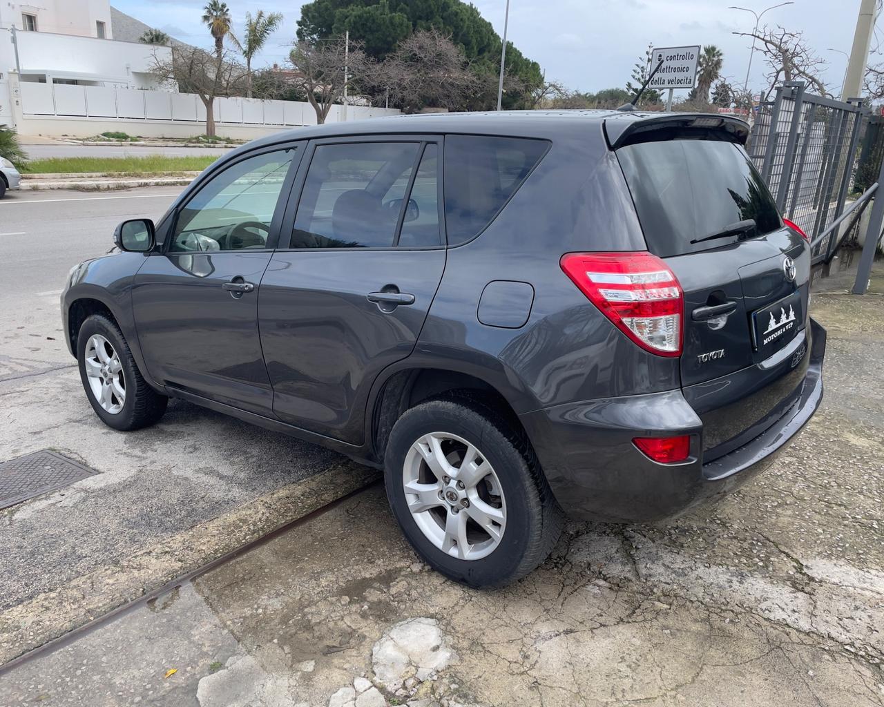 Toyota RAV 4 RAV4 2.2 D-4D 150 CV DPF Luxury