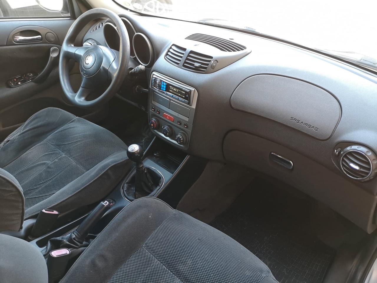 Alfa Romeo 147 1.9 JTD (115 CV) cat 5p. Distinctive