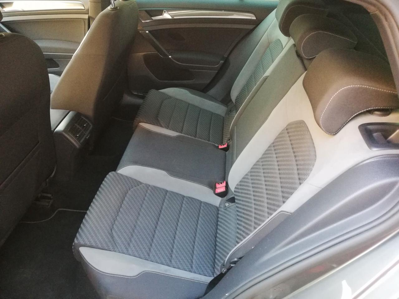 Volkswagen Golf 1.5 TSI DSG 5p. R-Line - 2019