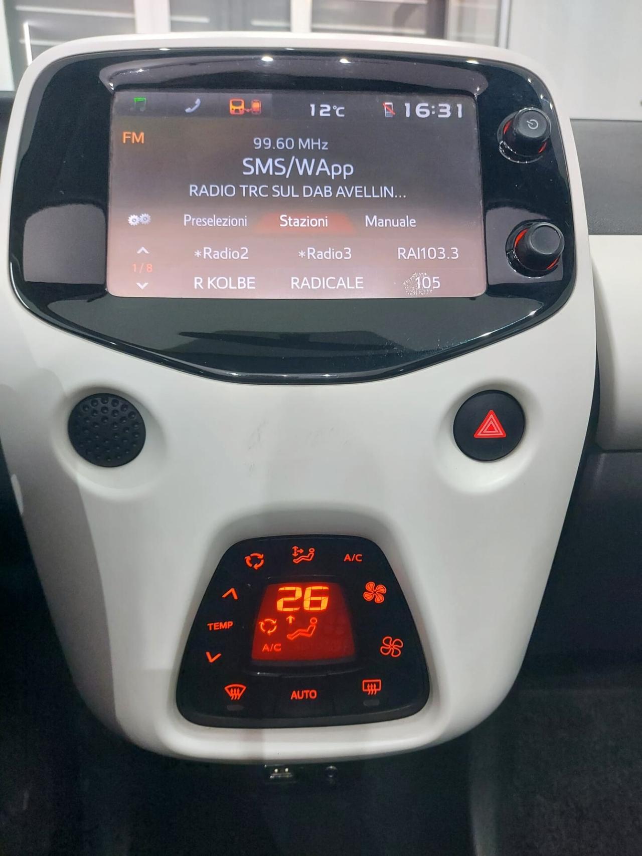 Peugeot 108 5P ALLURE TOP CABRIO