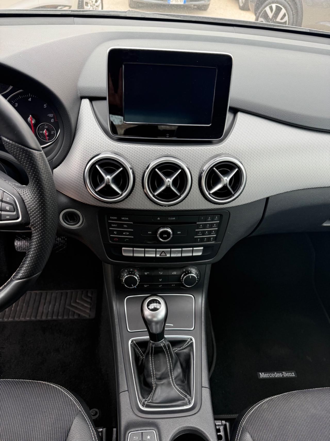 Mercedes-benz B 200 d Sport