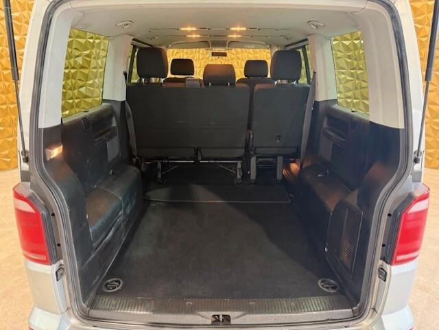 Volkswagen Caravelle 2.0 TDI 204CV DSG 4 Motion Comfortline N1