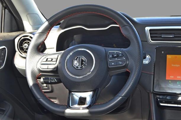 MG ZS - 1.0T 6AT LUXURY