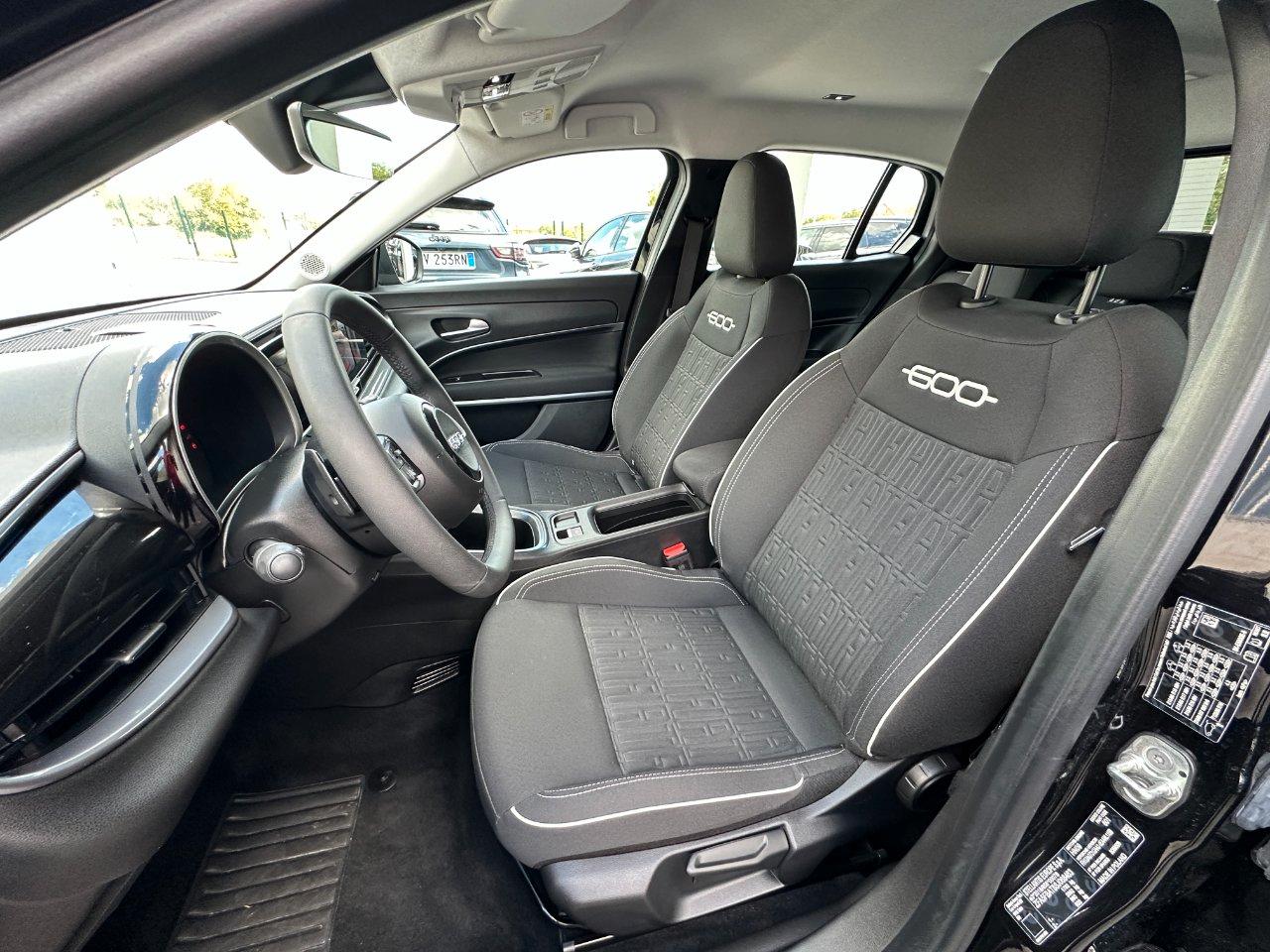 Fiat 600 1.2 hybrid Icon 145cv auto