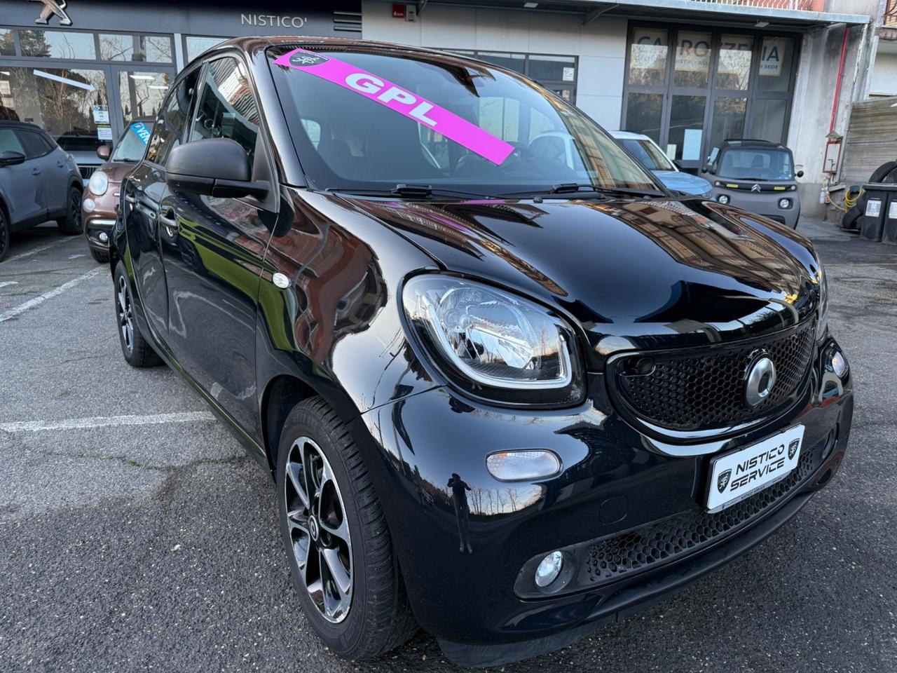 Smart ForFour 70 1.0 Passion