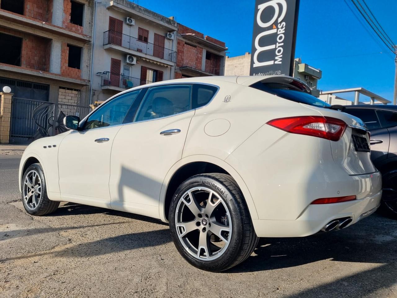 Maserati Levante V6 Diesel 275 CV AWD Granlusso