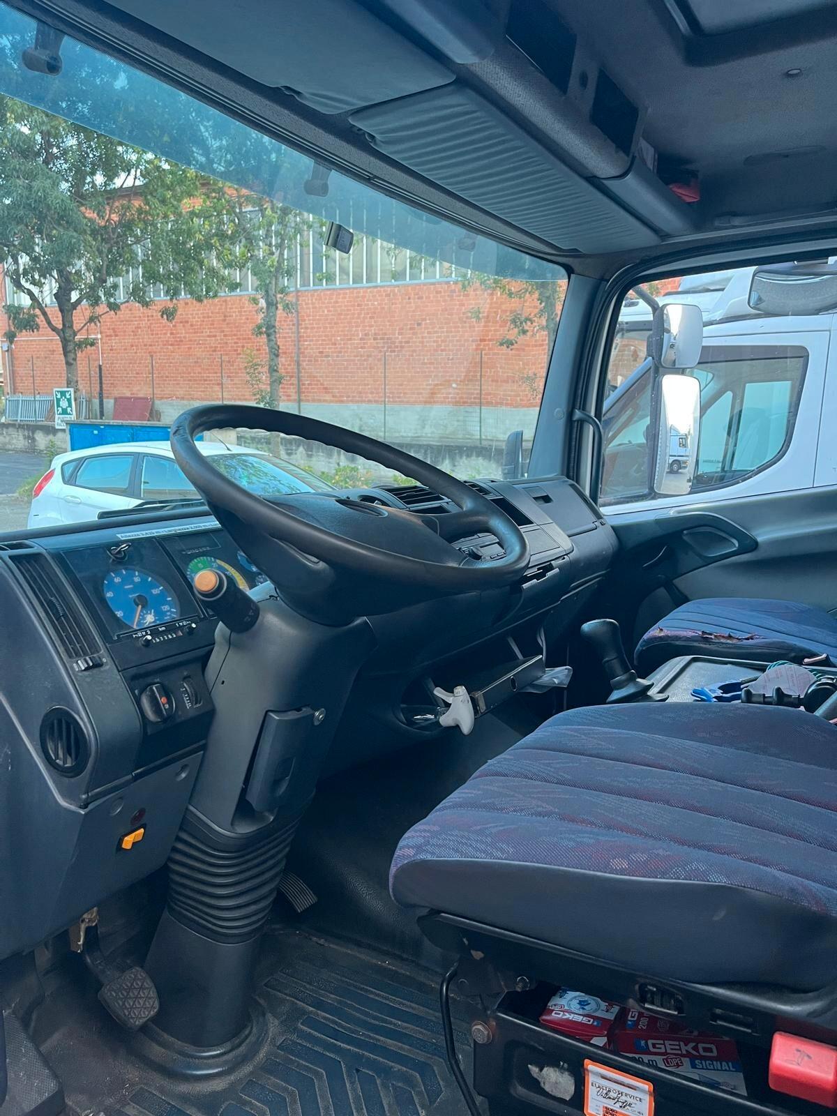 Mercedes Atego 817