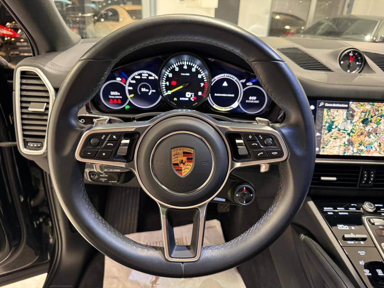 Porsche Cayenne Coupé 3.0 V6 462 CV E-Hybrid