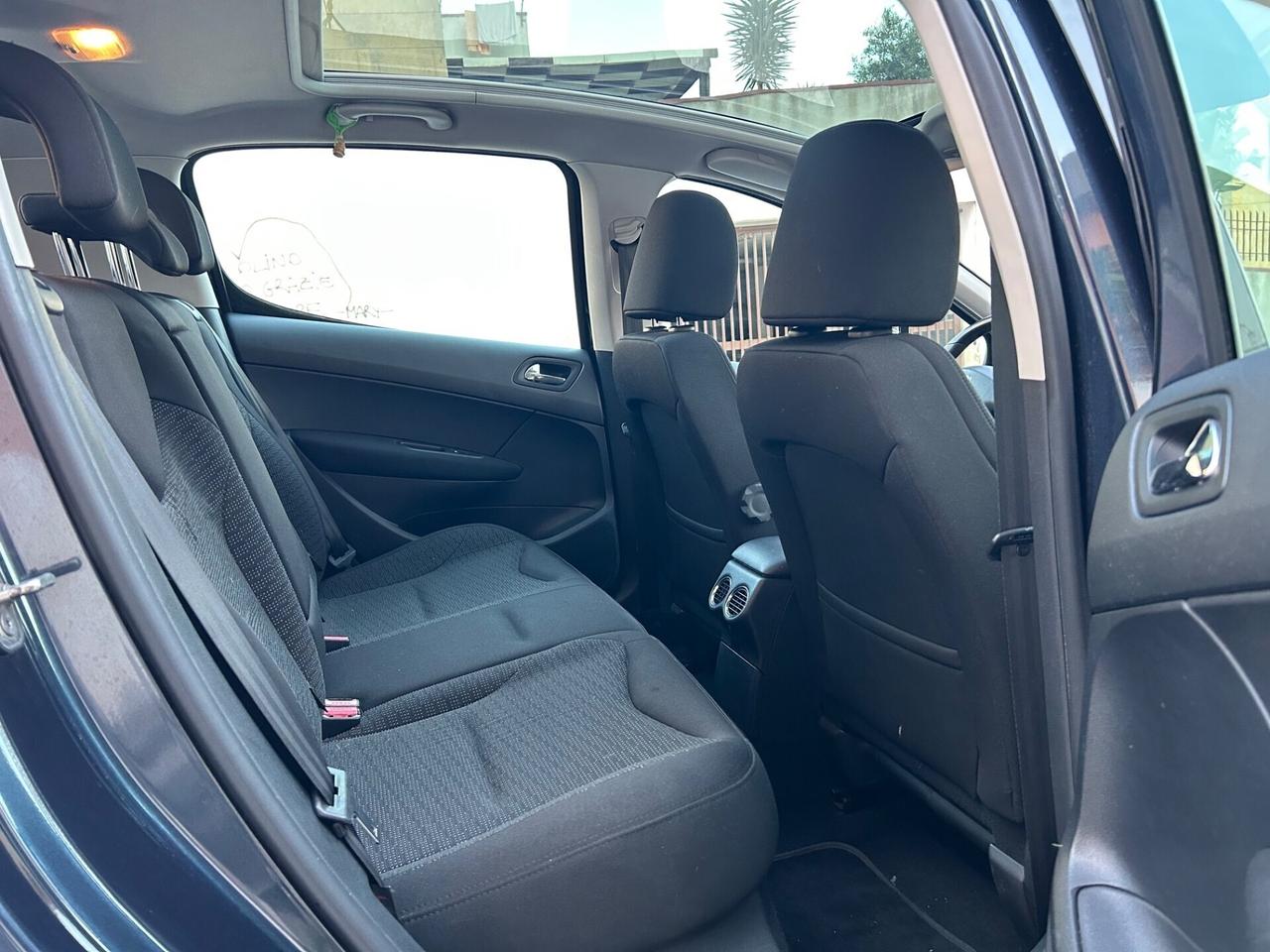 Peugeot 308 1.6 e-HDi allure tetto panoramico