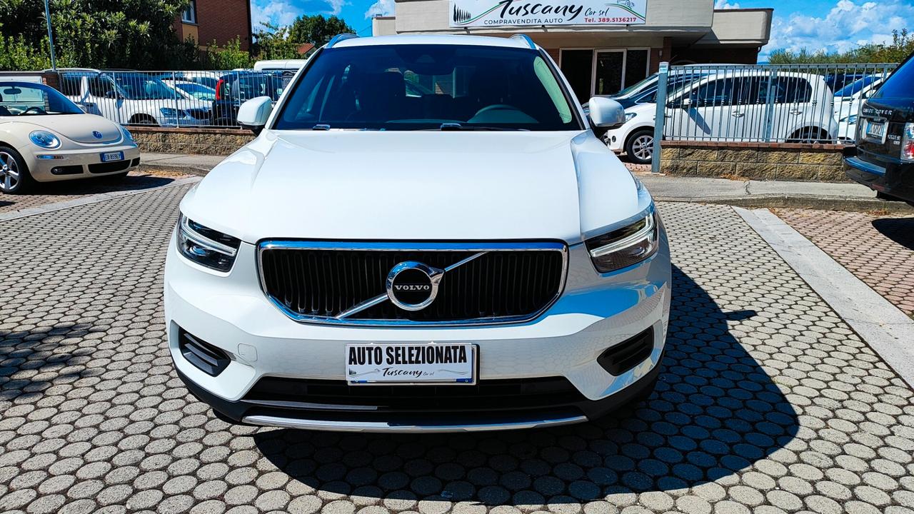 Volvo XC40 D3 AWD Geartronic Momentum