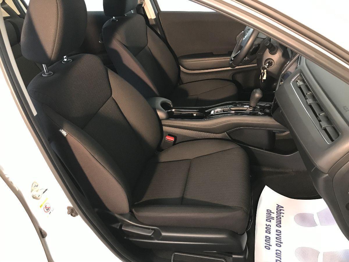 HONDA HR-V 1.5 i-VTEC CVT Eleg. Connect ADAS