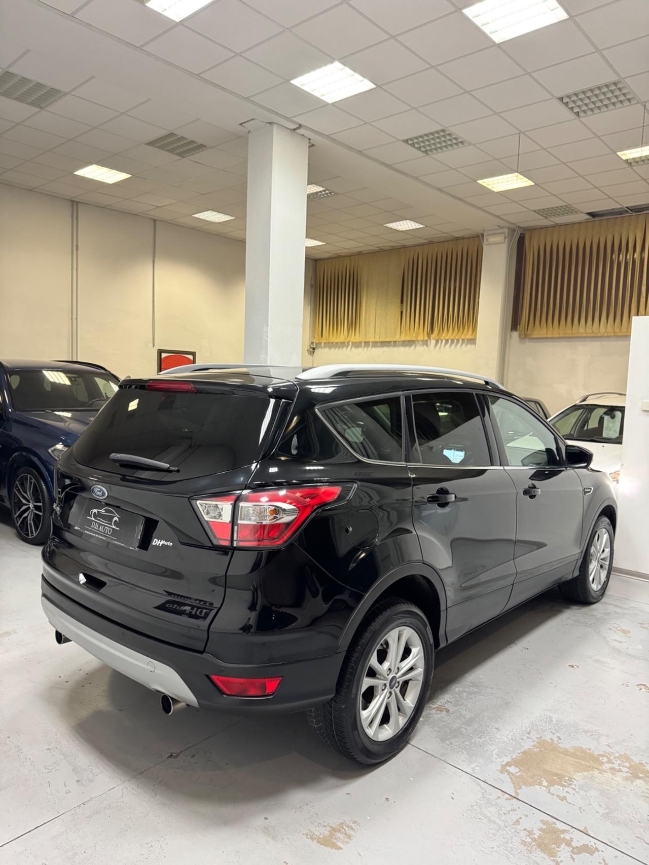 Ford Kuga 1.5 TDCI 120 CV S&S 2WD ST-Line