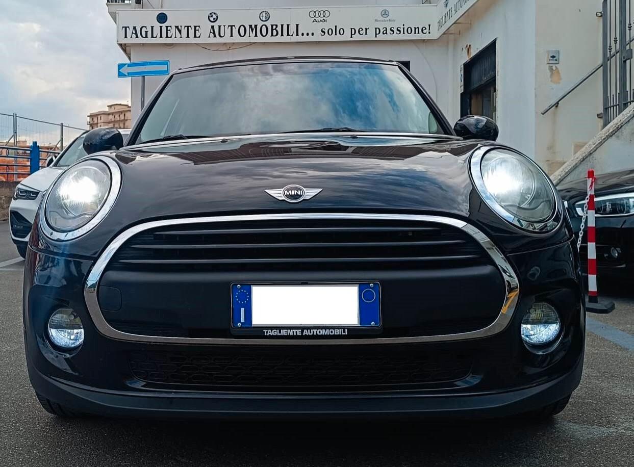 Mini Cooper D 1.5 Business XL 5 Porte